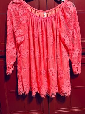 NY Collection Coral Lace Peasant Tunic